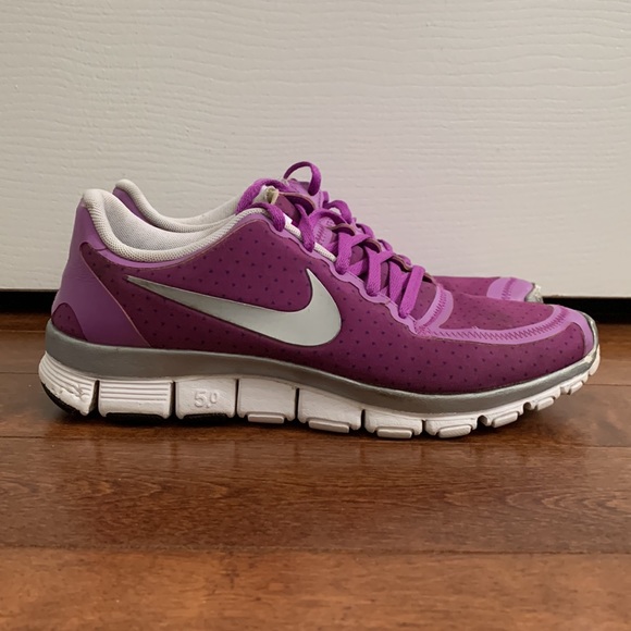 Purple Nike Women’s Free 5.0 V4 - Picture 2 of 6